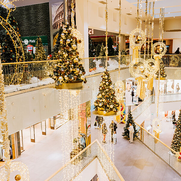 Weihnachtsbeleuchtung_innen_2__CITYPARK_c_Benjamin_Gasser